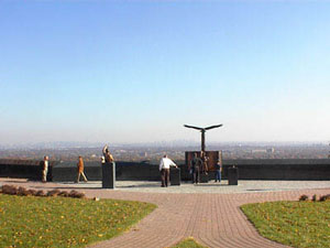 010_memorial_1