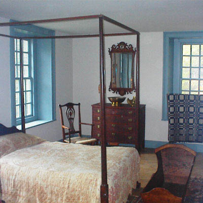 13_dey_bedroom1