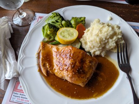 Sesame Ginger Glazed
                                                Salmon Filet Sunrise
                                                Family Restaurant